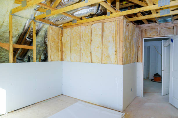 Best Fiberglass Insulation  in Harrisville, PA